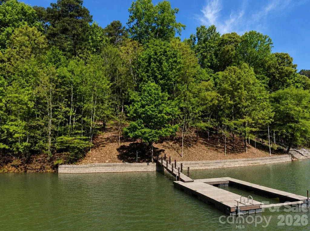 163 High Lake Drive Statesville NC 28677