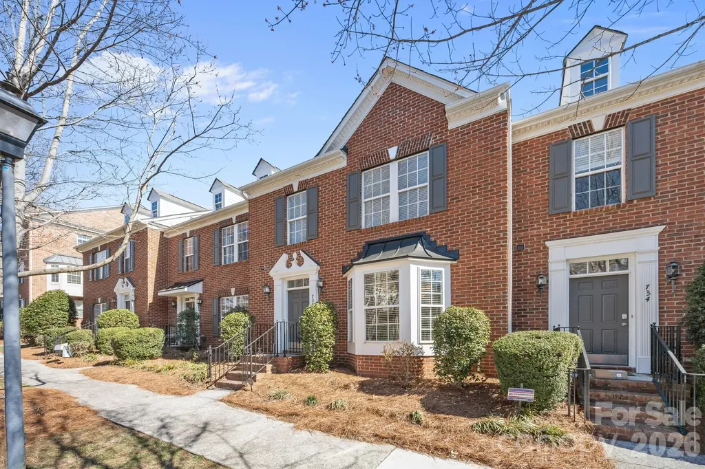 738 Naramore Street Davidson NC 28036