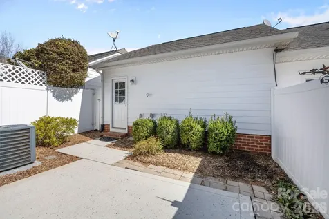 738 Naramore Street Davidson NC 28036