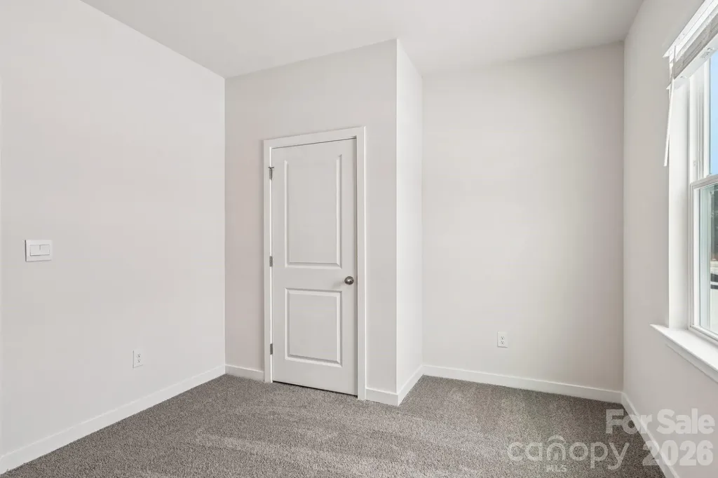 1447 Mammoth Road Hickory NC 28602