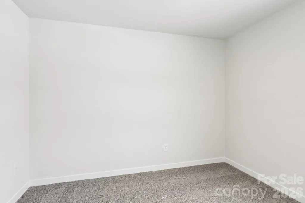 1447 Mammoth Road Hickory NC 28602