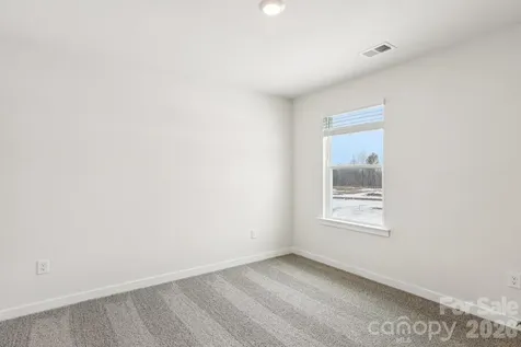 1447 Mammoth Road Hickory NC 28602