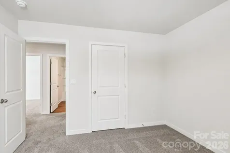 1447 Mammoth Road Hickory NC 28602