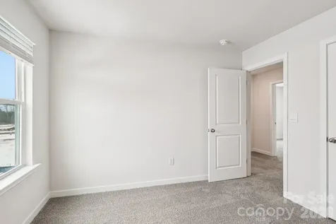 1447 Mammoth Road Hickory NC 28602