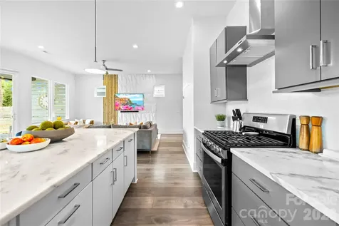3124 Creighton Drive Charlotte NC 28205