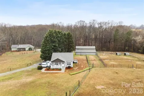 4242 John Ritchie Road Iron Station NC 28080