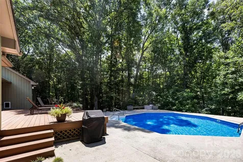 4242 John Ritchie Road Iron Station NC 28080