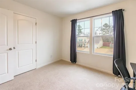 825 Georgia Oak Lane Landis NC 28088