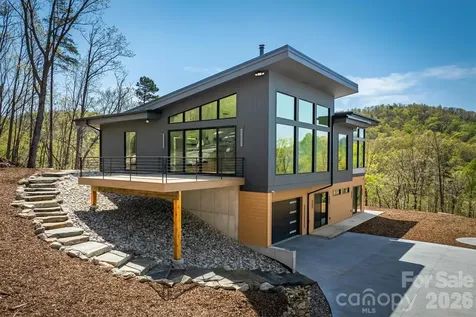 463 Summit Trail Nebo NC 28761