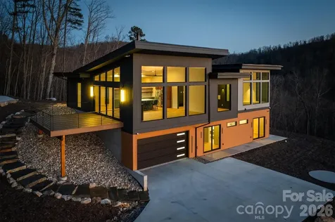 463 Summit Trail Nebo NC 28761