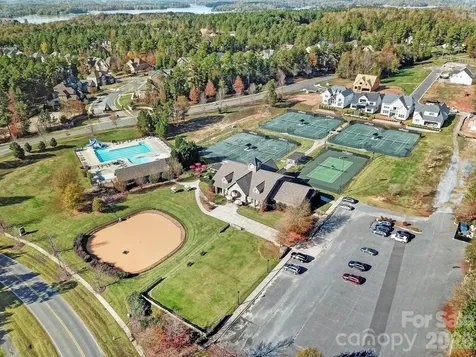 18033 Grey Mossrun Drive Charlotte NC 28278