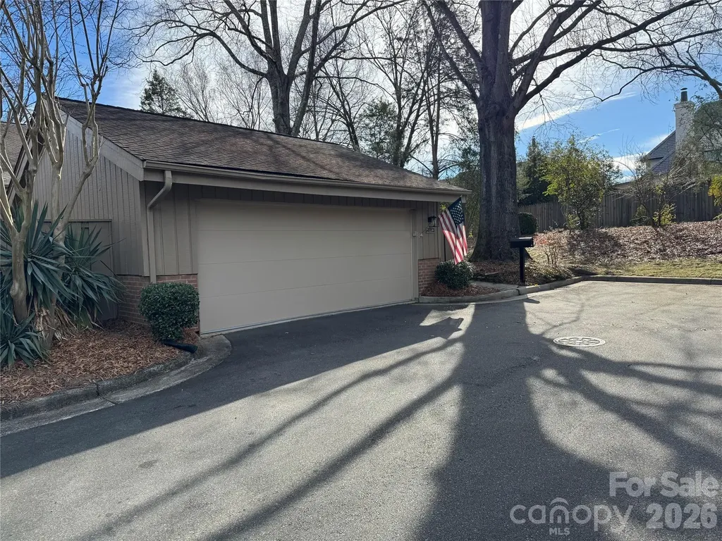 4913 Torrey Pines Court Charlotte NC 28226