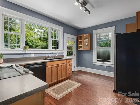15 Hillside Street Asheville NC 28801