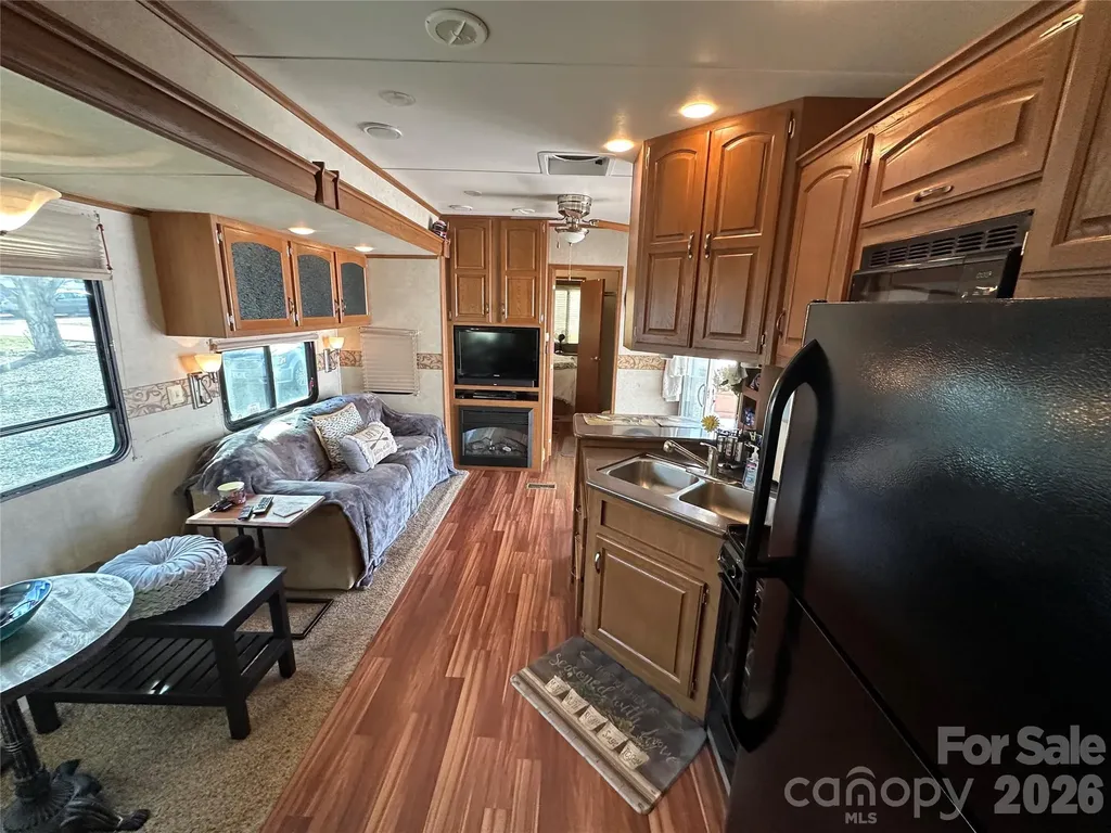 125 Cardinal Avenue New London NC 28127