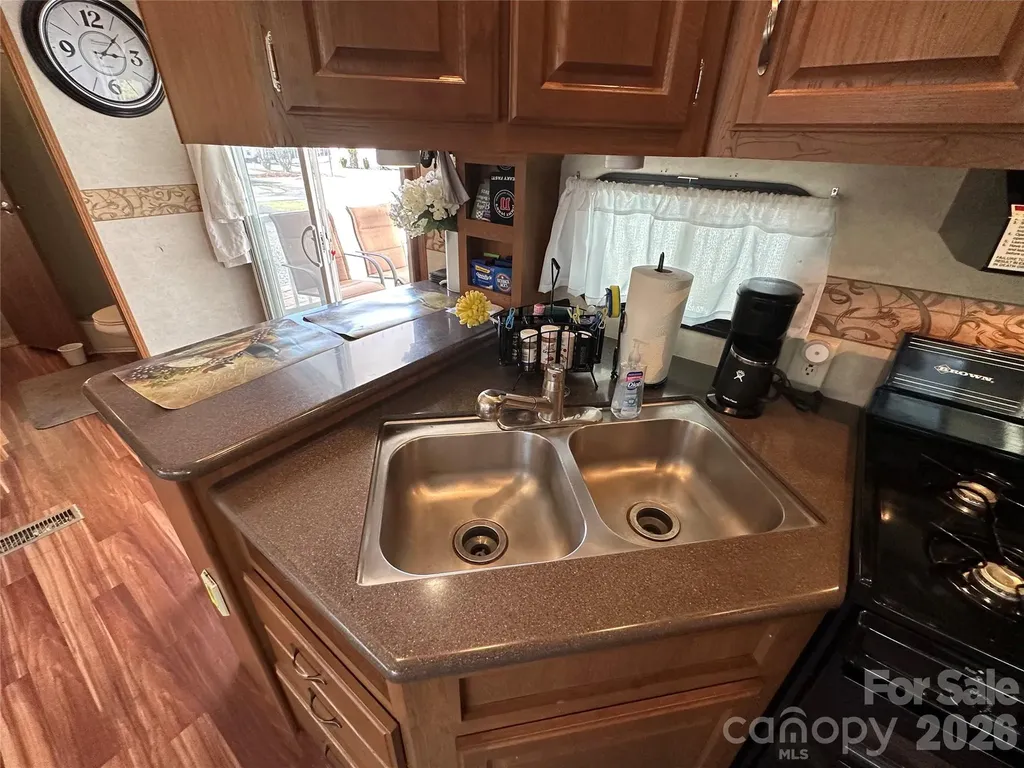 125 Cardinal Avenue New London NC 28127