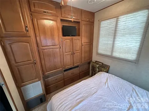 125 Cardinal Avenue New London NC 28127