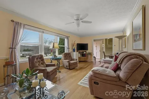 1405 Lower Creek Drive NE Lenoir NC 28645