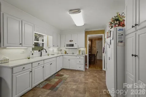 1405 Lower Creek Drive NE Lenoir NC 28645