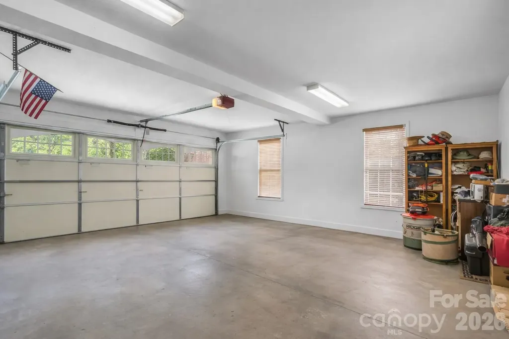 21 Kanuga Forest Drive Hendersonville NC 28739