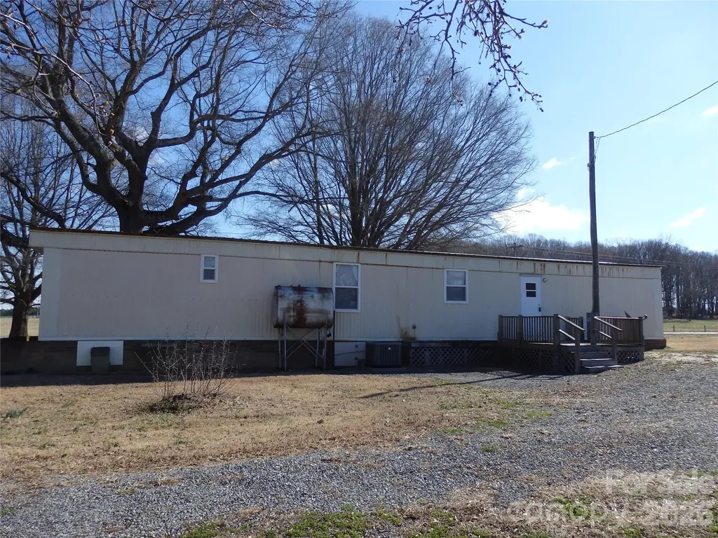 5750 New Hope Road Denton NC 27239
