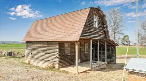 5750 New Hope Road Denton NC 27239