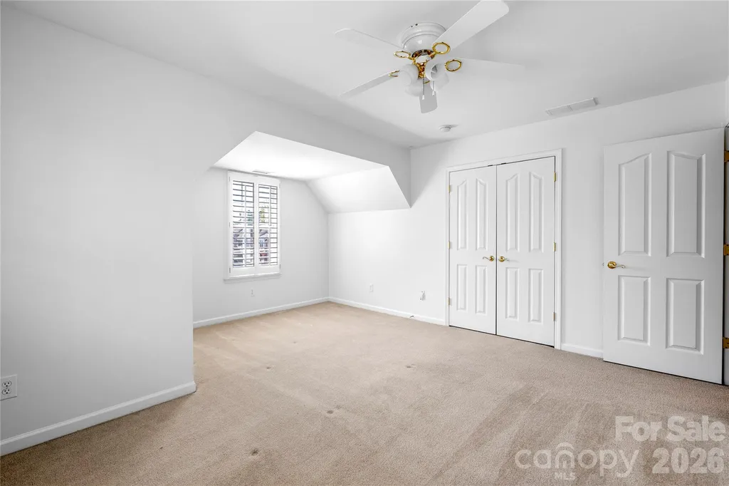 10879 Rogalla Drive Charlotte NC 28277