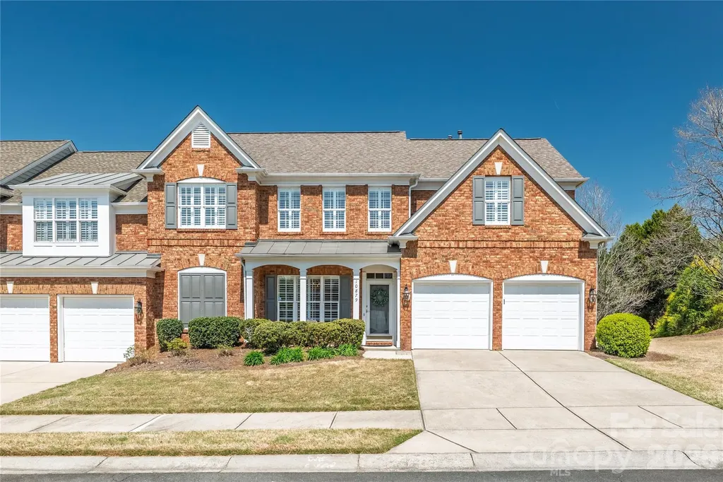 10879 Rogalla Drive Charlotte NC 28277