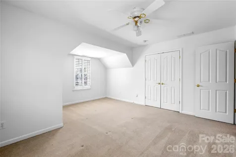 10879 Rogalla Drive Charlotte NC 28277