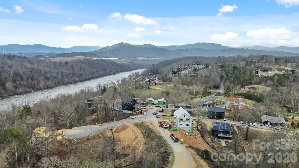 406 Blue Mind Way Asheville NC 28804