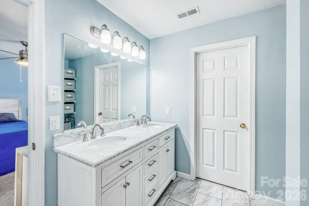 148 Farm Springs Drive Mount Holly NC 28120