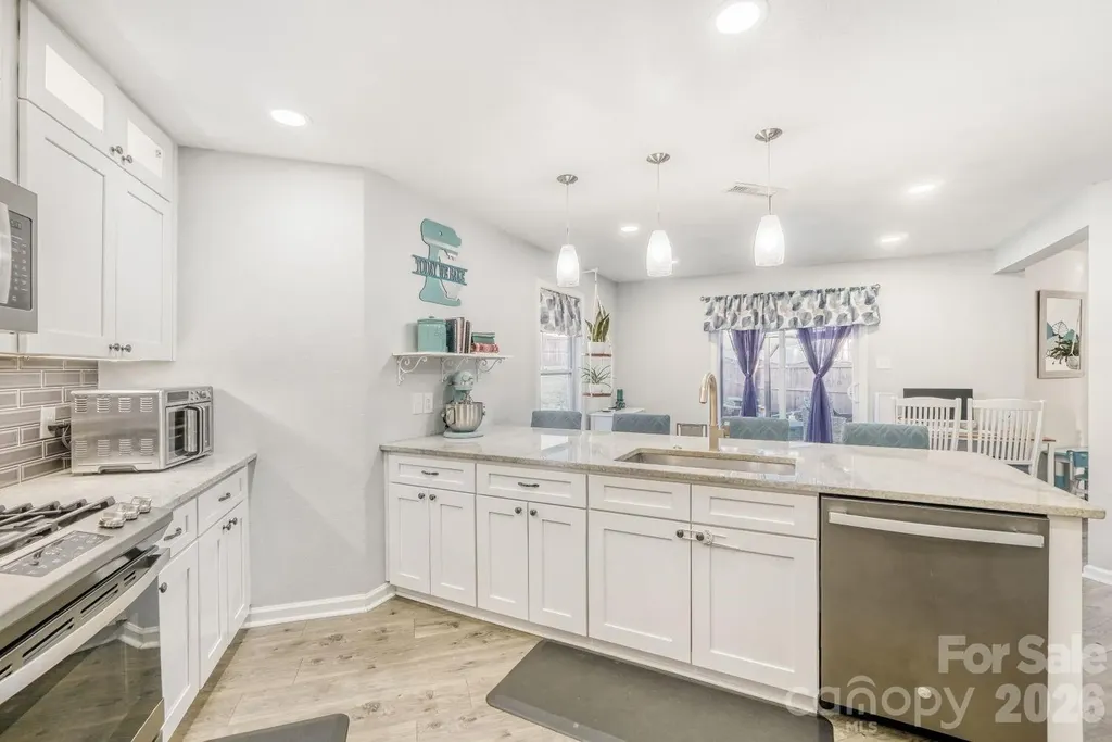 148 Farm Springs Drive Mount Holly NC 28120