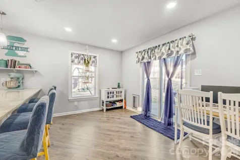 148 Farm Springs Drive Mount Holly NC 28120
