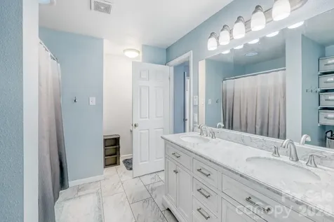 148 Farm Springs Drive Mount Holly NC 28120