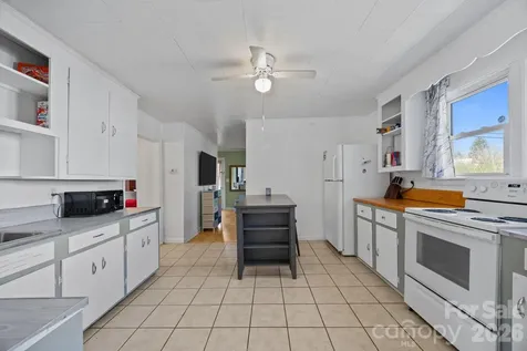264 Church Street Marion NC 28752