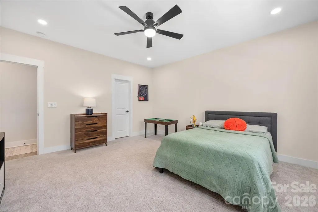 1027 Masefield Avenue Matthews NC 28105