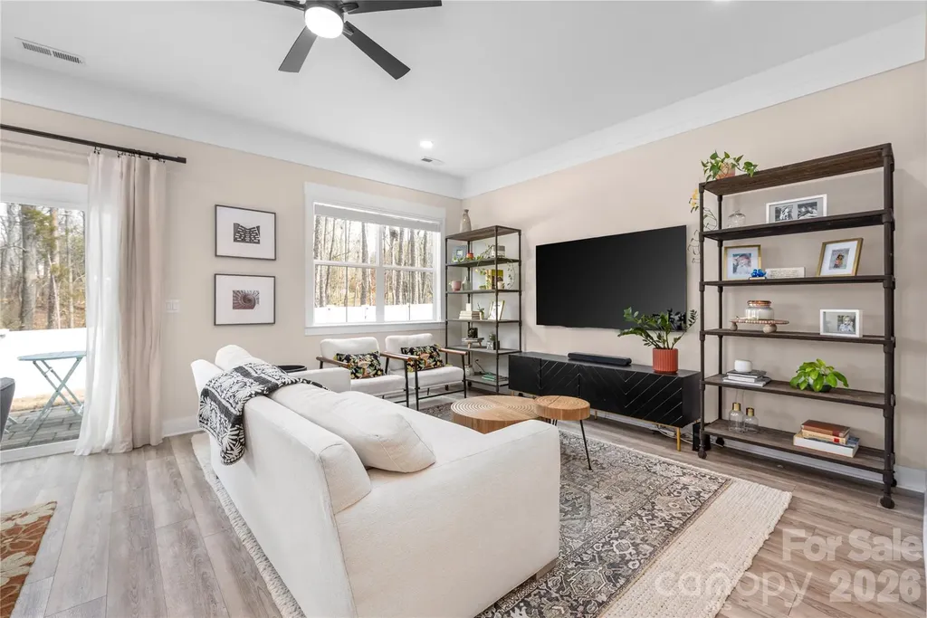 1027 Masefield Avenue Matthews NC 28105