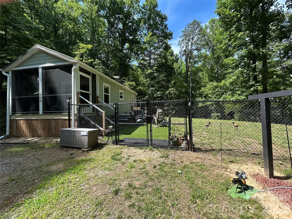 73 Bear Oat Trail Franklin NC 28734