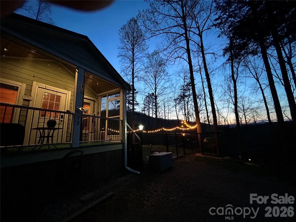 73 Bear Oat Trail Franklin NC 28734