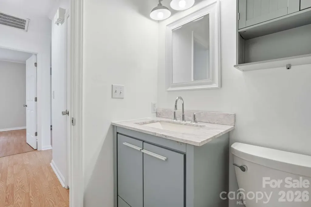 714 Farmington Circle Hendersonville NC 28739