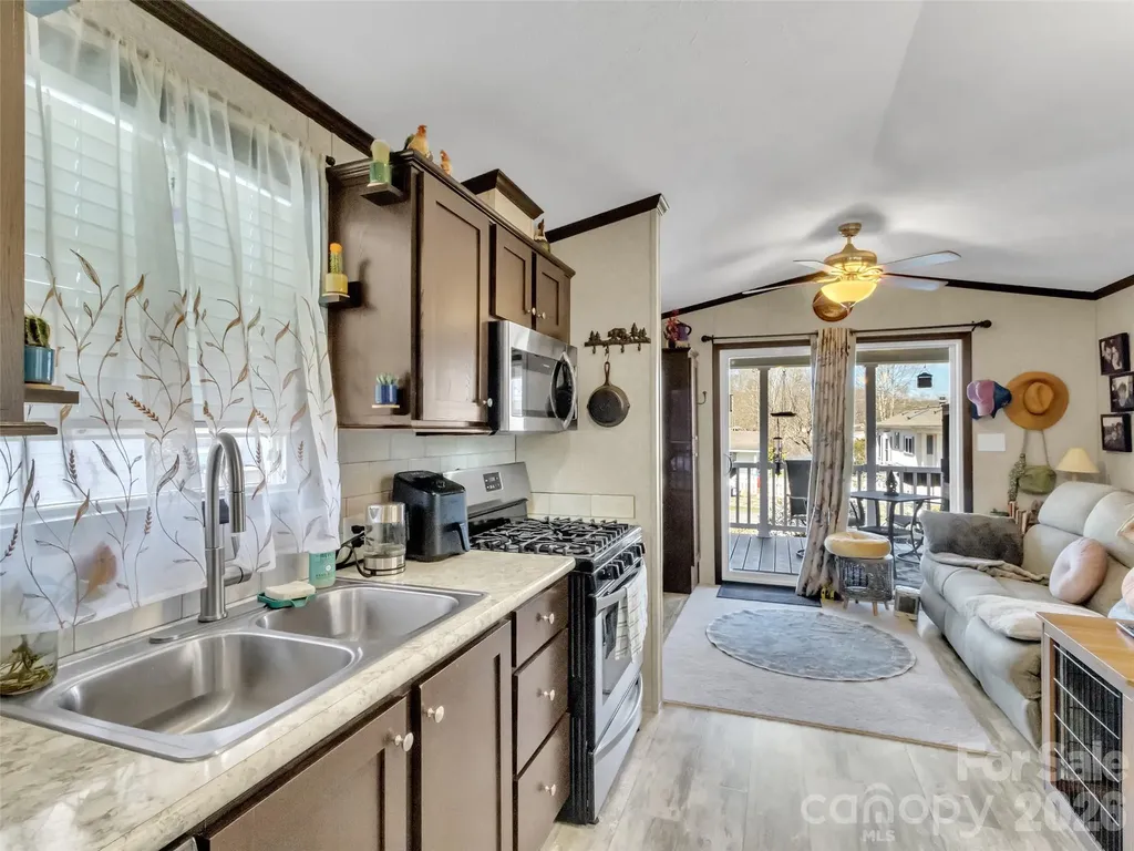225 Pike Point Waynesville NC 28785