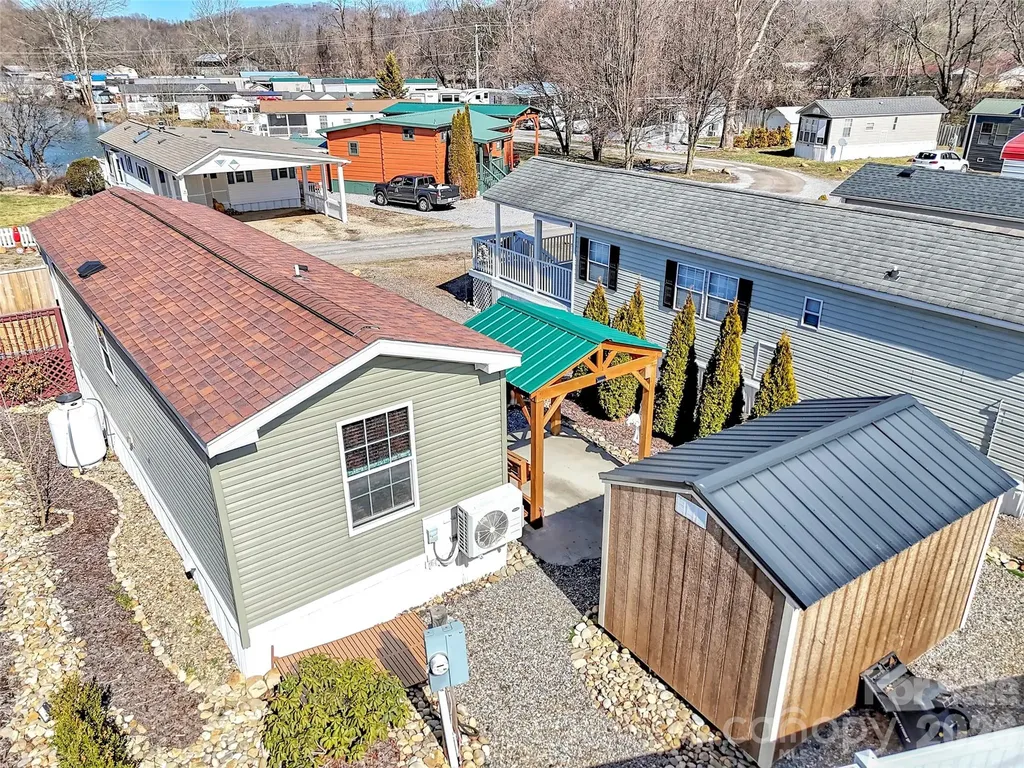 225 Pike Point Waynesville NC 28785