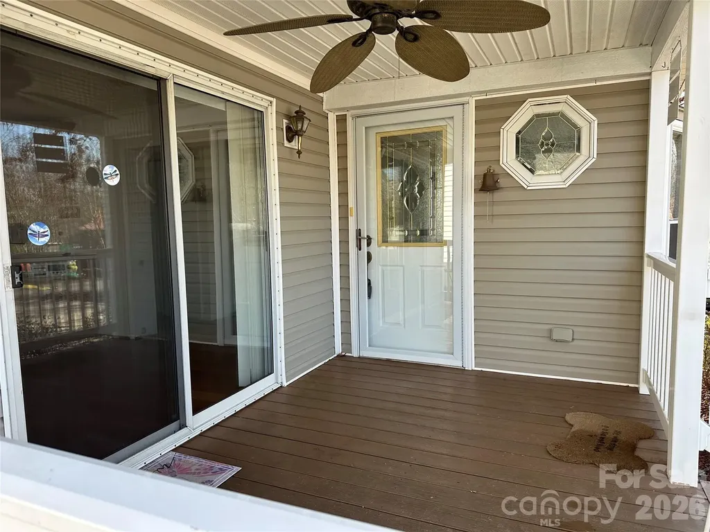 129 Club House Drive New London NC 28127