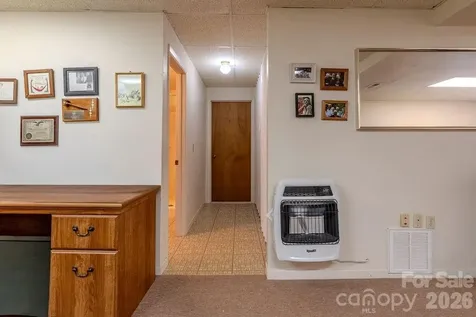 200 Mica Circle Franklin NC 28734