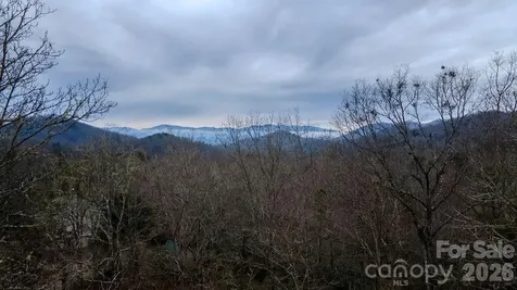 200 Mica Circle Franklin NC 28734