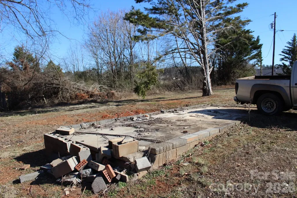 1943 Big Island Road Rutherfordton NC 28139