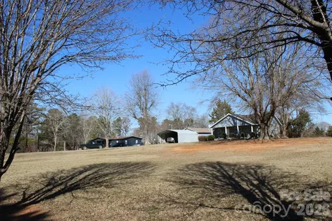 1943 Big Island Road Rutherfordton NC 28139