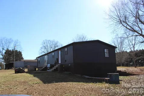 1943 Big Island Road Rutherfordton NC 28139