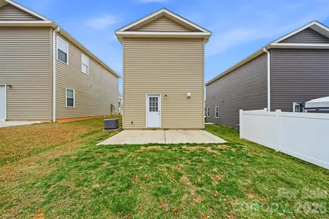 2650 14th Street NE Hickory NC 28601