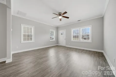 2650 14th Street NE Hickory NC 28601