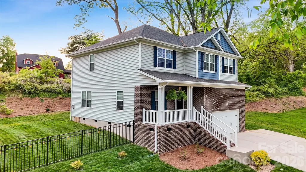 211 Macon Drive Statesville NC 28625